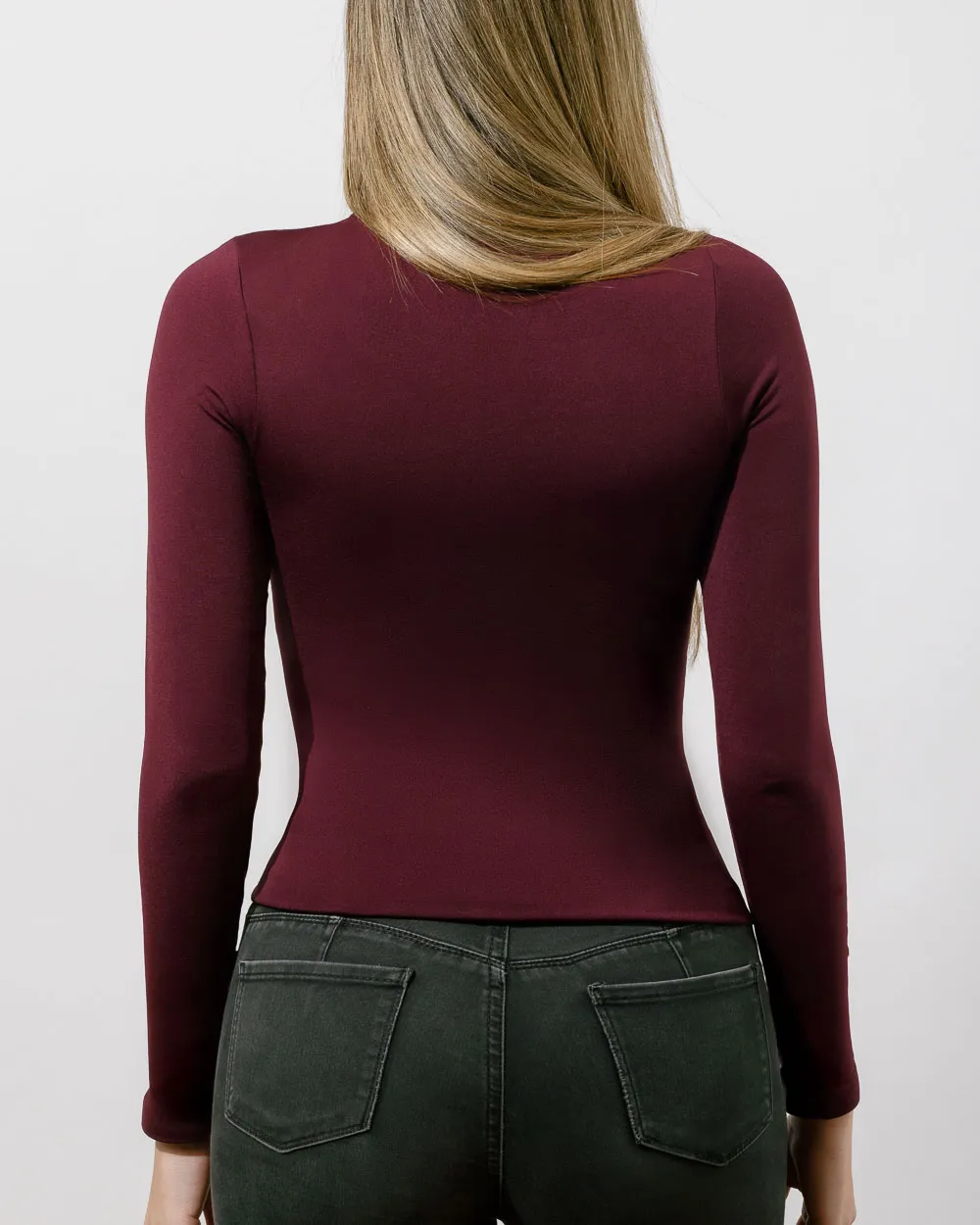 Camiseta cuello alto - Imagen 2